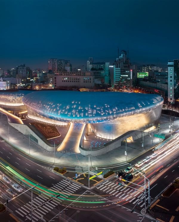 dongdaemun night market, late night shopping, shopping in seoul, dongdaemun mall, attraction in seoul